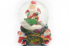 Светещо преспапие с Дядо Коледовци с чувал