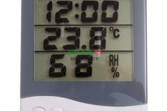 Електронен термометър с часовник и влагомер