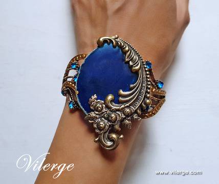 Ръчно изработени гривни от естествен камък и подаръци за жени