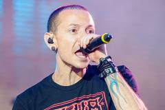 Честър Бенингтън от Linkin Park последва Крис Корнел в отвъдното
