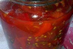 Домашен паприкаш в буркани