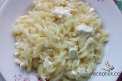 Макарони със сирене и захар