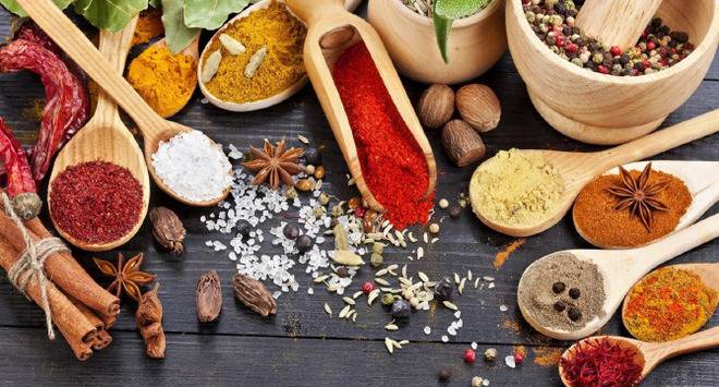 Могат ли подправките да лекуват?