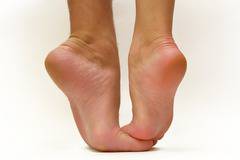 Защо лечението на гъбичеки по ноктите често е неуспешно?