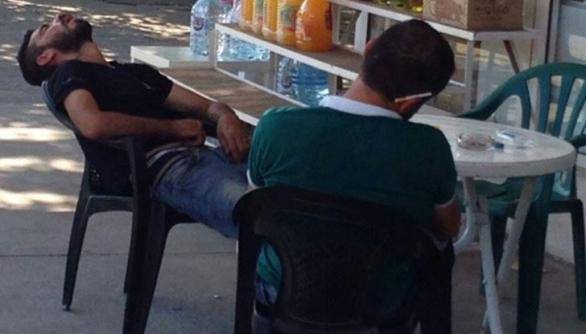 Защо няма бежанци на работа в туризма?