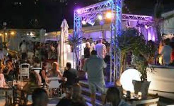 Валери Симеонов поиска затваряне на La Maison в Созопол