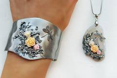 Модна тенденция и мода с бижута за ЕСЕНТА