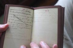 Вижте отблизо какво пише в тефтерчето на Васил Левски!