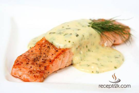 Сьомга със сметана на фурна