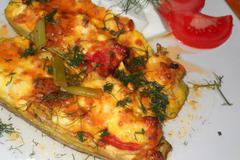 Вкусни пълнени тиквички на фурна