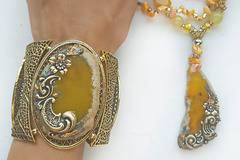 Модна есена колекция с гривни за жени и Бижута