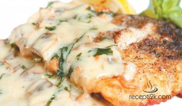 Панирана риба в сос на фурна