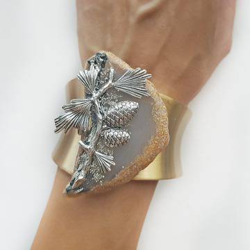 ЗЛАТНА ЕСЕН с луксозни гривни за жени и бижута