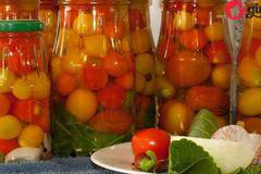 Най-вкусната рецепта за консерва от домати (без варене)