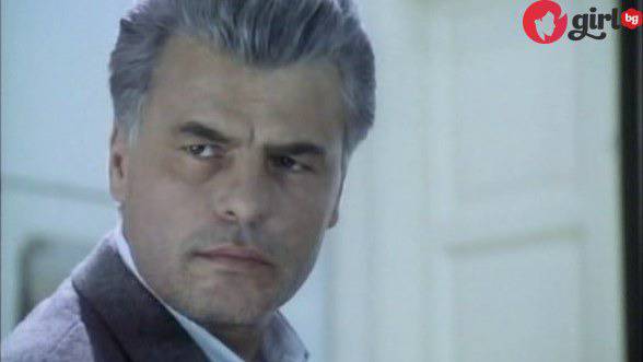 Спомняте ли си Корадо Катани от „Октопод“? Вижте как изглежда днес и коя е жената до него (снимки)