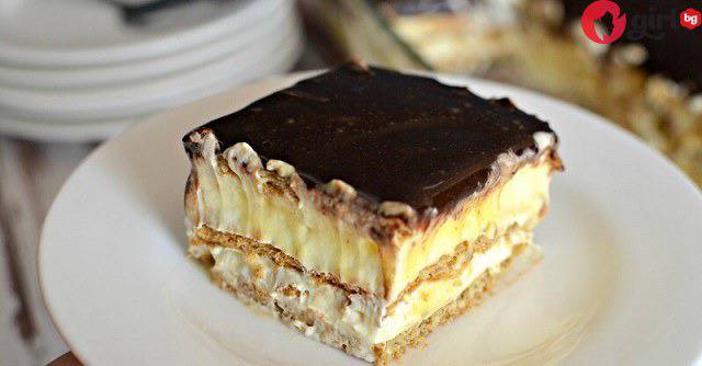 Забравете за еклерите и купешките сладкиши, защото тази торта ще ви стане любима (рецепта)