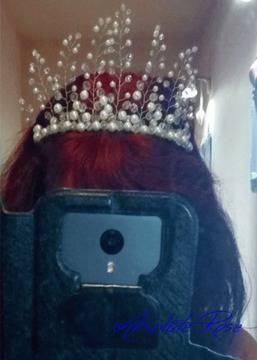 Дизайнерска корона перли и кристали White Queen