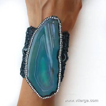 Шикозни бижута и гривни за сезон ЕСЕН и жени