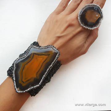 Шикозни бижута за жени от колекция ЕСЕН с Любов