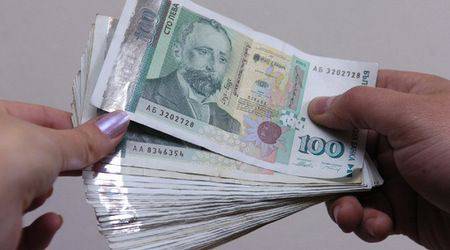 Кредити и Заеми