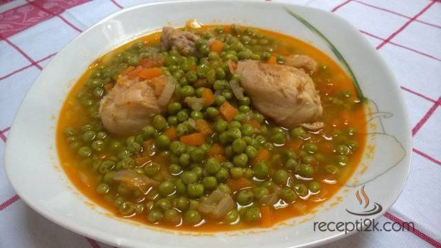 Рецепта за: Пиле с грах яхния