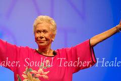 Луиз Хей: Когато обичаш себе си, позволяваш на чудесата да се случат в Живота ти!