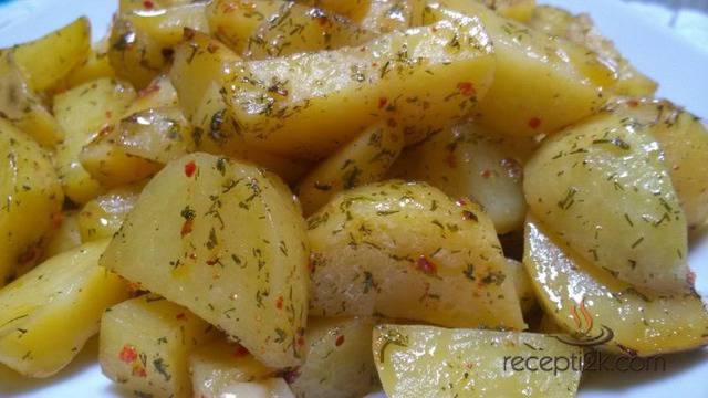 Вкусни картофи с чесън