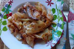 Прясно зеле с пилешко на фурна