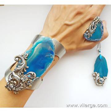 ТОП 8 бижута за зимата с колекция за жени и подаръци