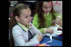 Текстилна чанта къщичка с мека кукла за игра