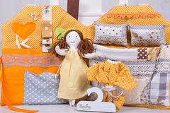 4057-DD. Куклена чанта от плат с кукла и аксесоари