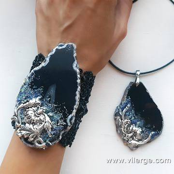 ЛУКСОЗНА ЗИМНА КОЛЕКЦИЯ БИЖУТА ЗА ЖЕНИ