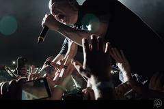 „Линкин парк“ с клип и концерт в памет на Честър Бенингтън