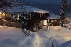 Попската Къща – Къща за гости в село Медвен, Община Котел