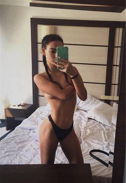 Непълнолетна родна гимнастичка се пусна гола и взриви нета (СНИМКИ 18+)