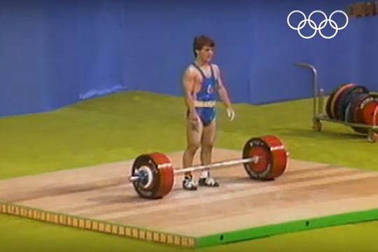 Наим Сюлейманоглу, „джобният Херкулес“, в кома на 50