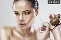 Подмладяваща и възстановяваща терапия за лице с екстракт от охлюви.