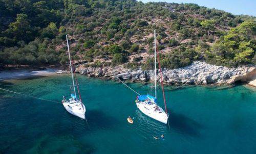 Турция забранява на яхти и пътнически кораби да плават до гръцките брегове