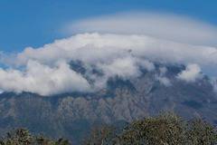 Вулканът Агунг се събужда