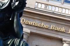 Fitch понижи дългосрочния кредитен рейтинг на Deutsche Bank
