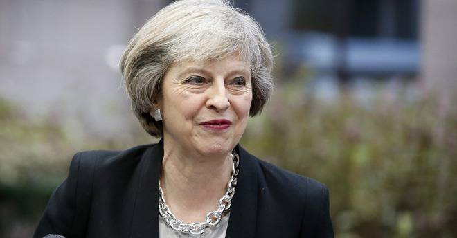 Тереза Мей е категорична, че британският кабинет е обединен около Brexit