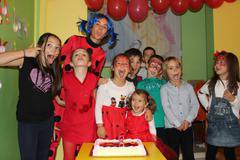 Парти с Калинката от “Калинката и черният котарак”