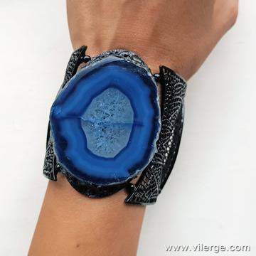 Избери бижу за Коледната вечер за жени