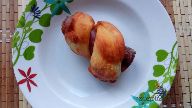 Кренвирши облечени в тесто