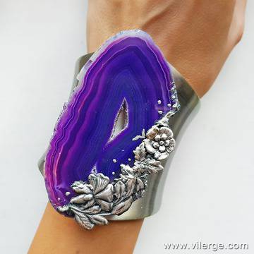 Модерни бижута за Коледа и Нова Година