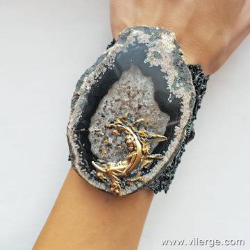 Коледните празници наближават – подари топ бижу за жени