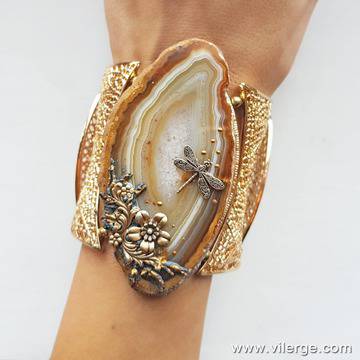 Много оригинални Коледни бижута за жени