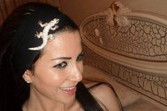 Вижте как изглеждаше Енджи Касабие преди парите и корекциите (снимки)