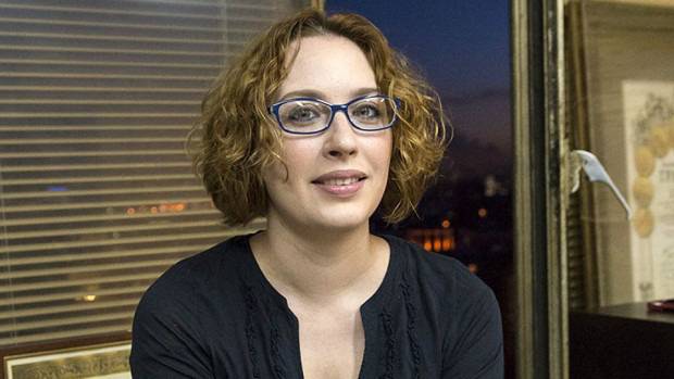 Въоръжен наръга водеща на радио „Ехото на Москва“ в пряк ефир