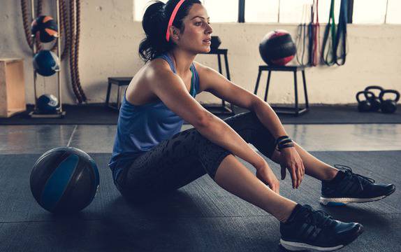 Секси снимки на канадската футболистка Jonelle Filigno